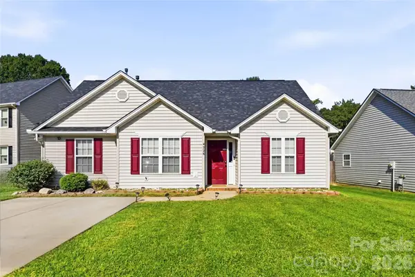 4226 Red Shed Lane, Charlotte, NC 28269