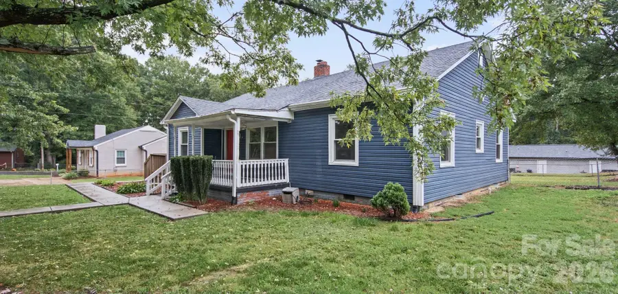 1207 W 4th Avenue, Gastonia, NC 28052 - #2