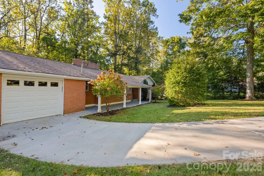 32 Oak Forest Drive, Asheville, NC 28803 - #2