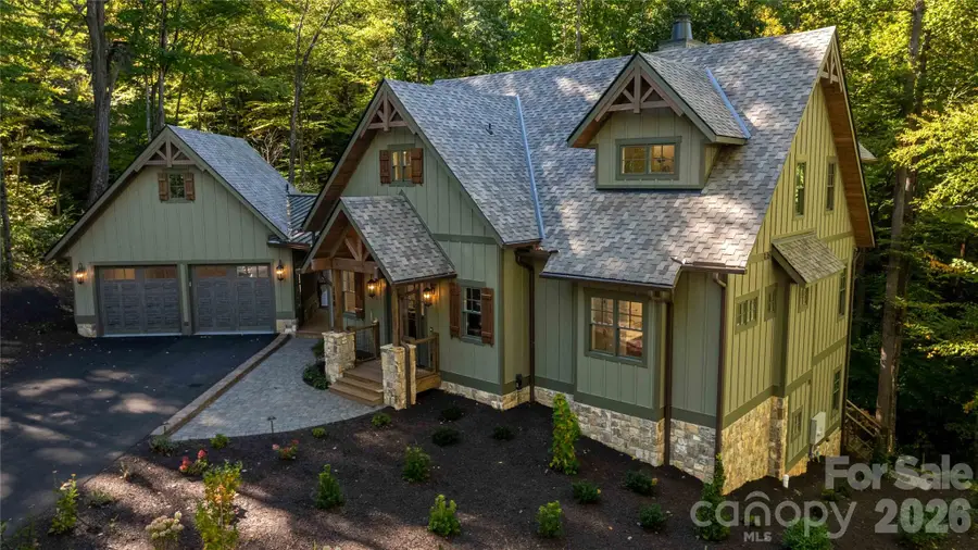 100 Dartmouth Way, Waynesville, NC 28786 - #2