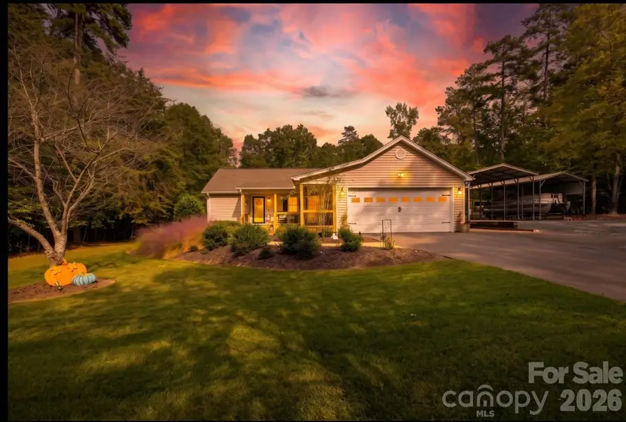 571 Newport Drive, Mount Gilead, NC 27306 - #3