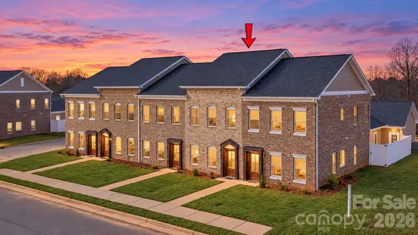2113 24th Street Lane, Hickory, NC 28602