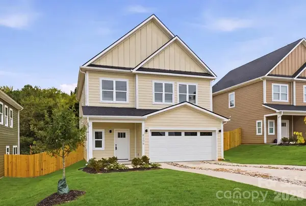 6206 Linda Vista Lane, Charlotte, NC 28216