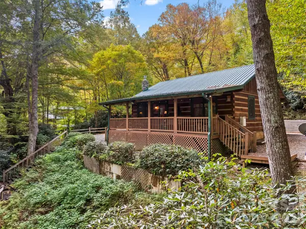 758 Mashstomp Road, Maggie Valley, NC 28751