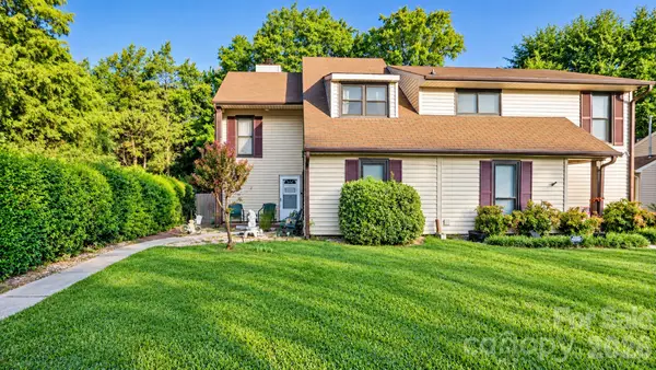 10409 Osprey Drive, Pineville, NC 28134