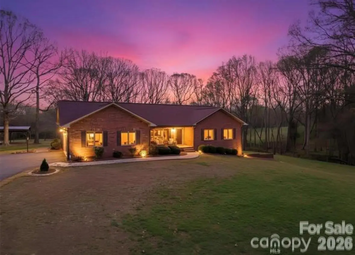 328 Davidson Court, Taylorsville, NC 28681 - #1