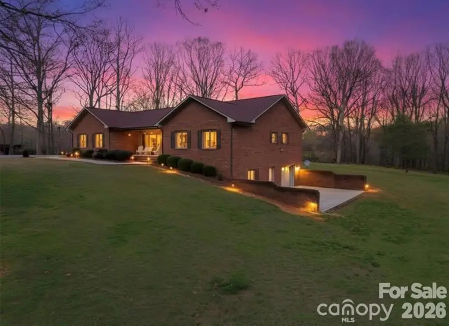 328 Davidson Court, Taylorsville, NC 28681 - #2