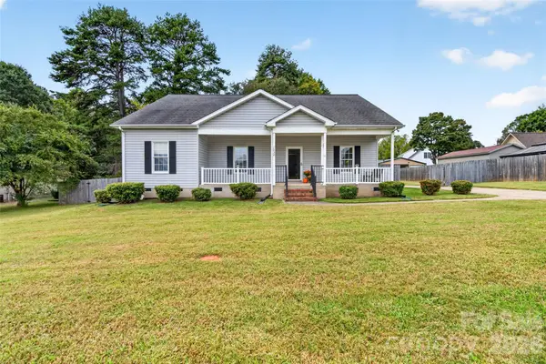1032 Coddle Creek Road, Mooresville, NC 28115
