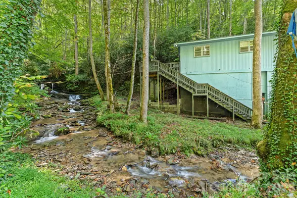 1000 Cane Creek Road, Sylva, NC 28779