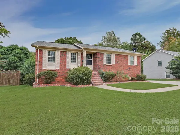 3931 Irvington Drive, Charlotte, NC 28205