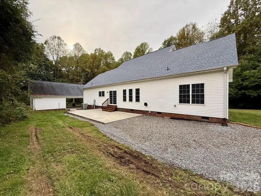 151 Robertson Drive, Taylorsville, NC 28681 - #2