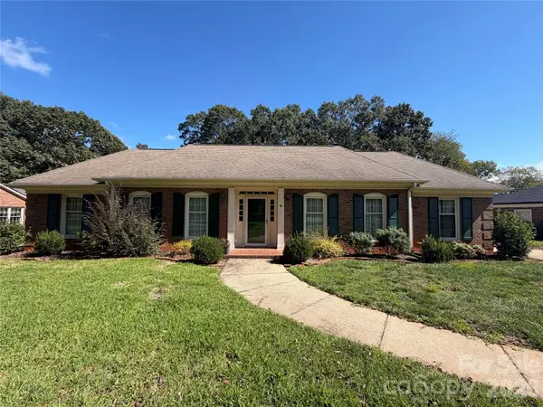 520 King Edward Road, Charlotte, NC 28211