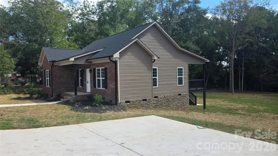 103 Saint Michael Avenue, Great Falls, SC 29055 - #3