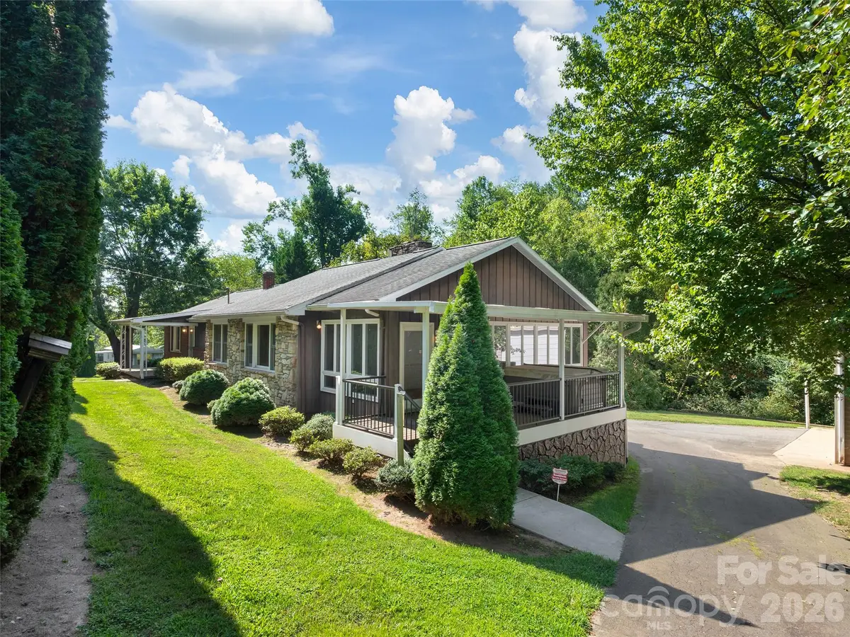 16 Ben Lippen Road, Asheville, NC 28806 - #1