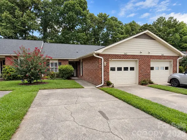 542 Camrose Circle Ne, Concord, NC 28025