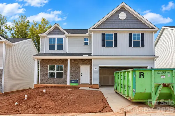 8912 Sawyer Run Court, Charlotte, NC 28215