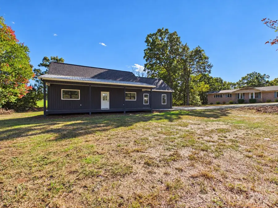 311 Falls Avenue, Granite Falls, NC 28630 - #2