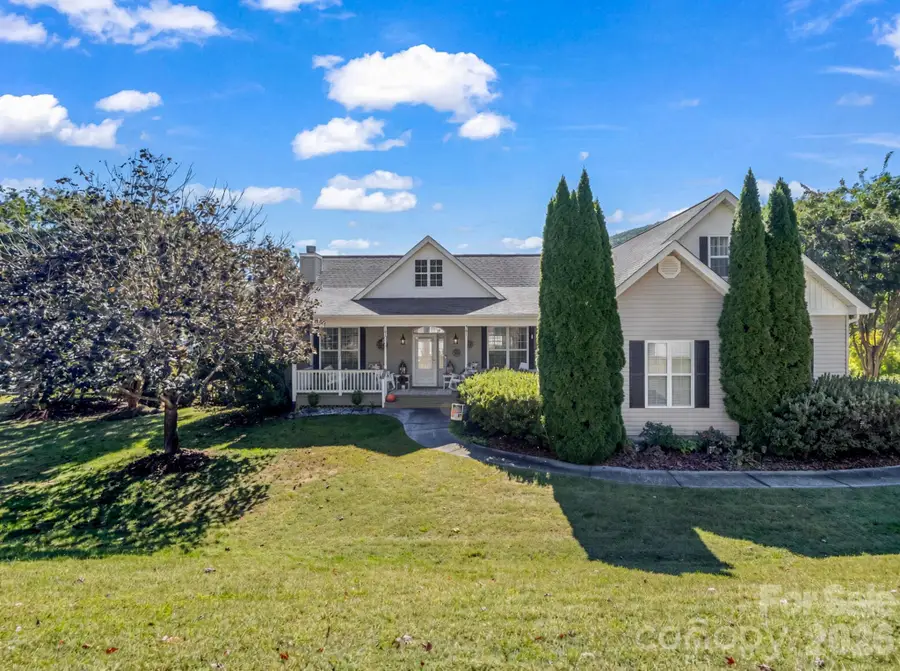 215 N Crab Meadow Drive, Hendersonville, NC 28739 - #2