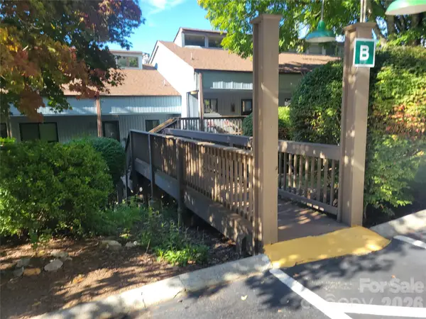 87 Willow Road #B-5, Waynesville, NC 28786