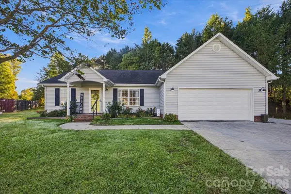 546 Pennyfields Lane, Clover, SC 29710