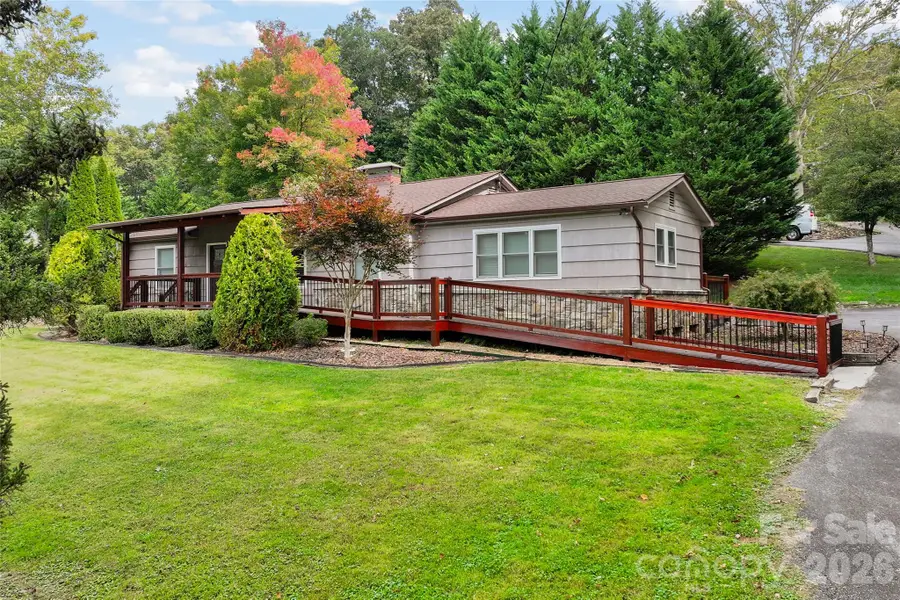 21 Fairlane Lane, Waynesville, NC 28786 - #3