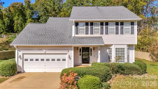 89 N Wintergarden Road, Fletcher, NC 28732