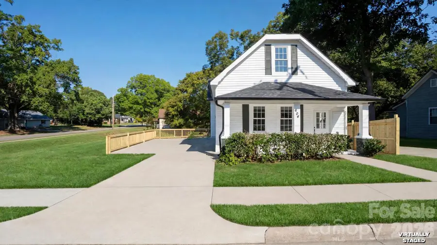 604 Oak Street, Mooresville, NC 28115 - #2