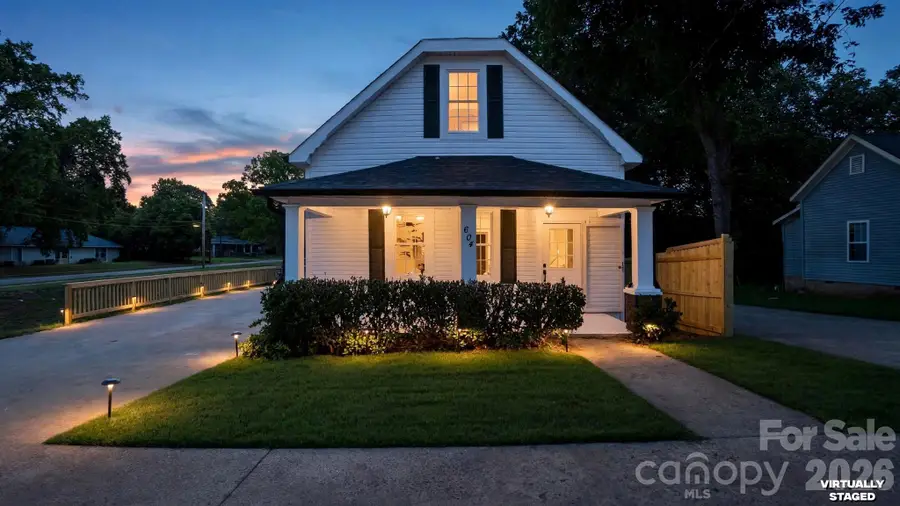604 Oak Street, Mooresville, NC 28115 - #3