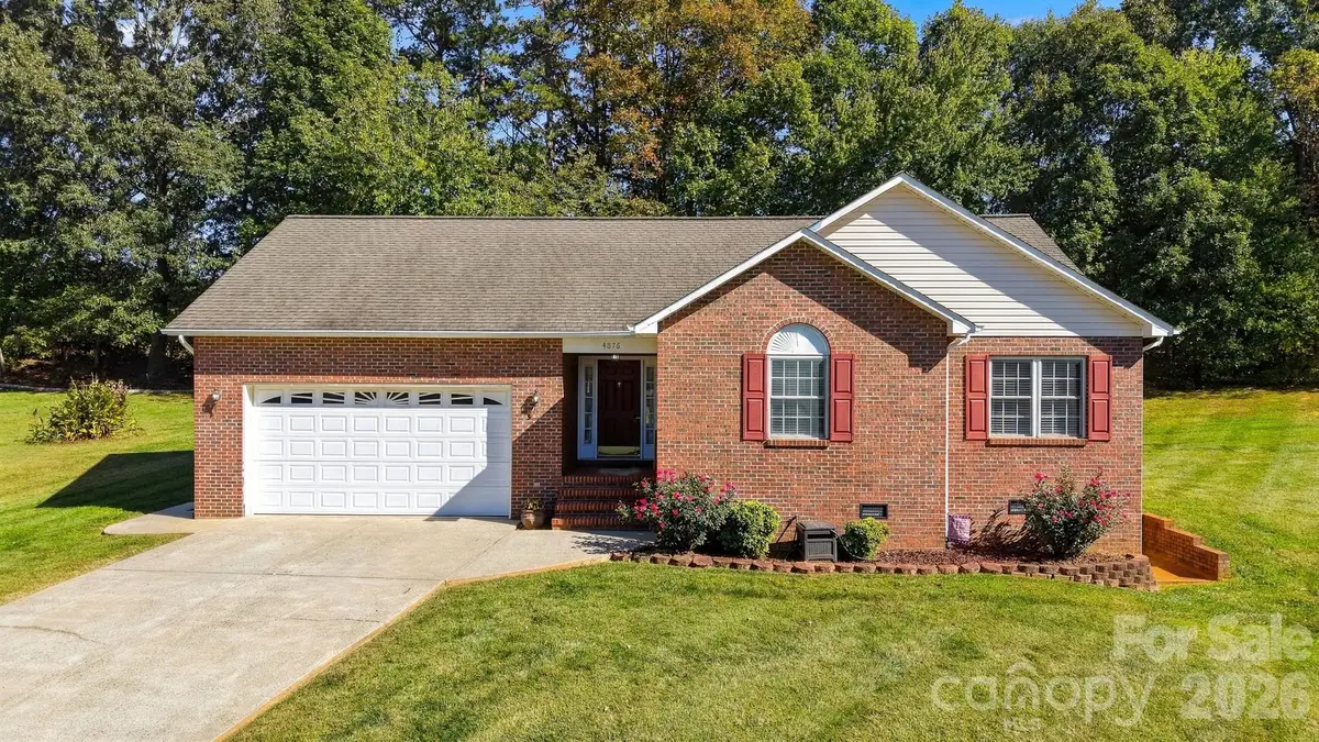 4876 Sandstone Drive, Conover, NC 28613 - #1