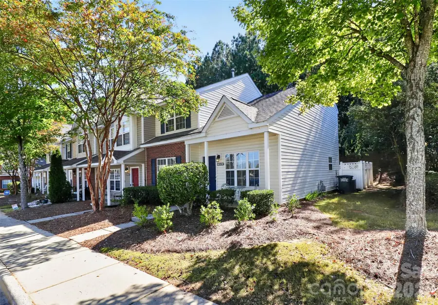 16931 Greenlawn Hills Court, Charlotte, NC 28213 - #2