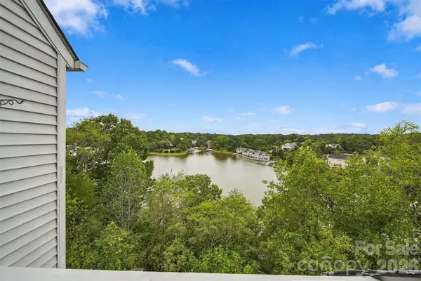 1050 21st Avenue Nw #50, Hickory, NC 28601