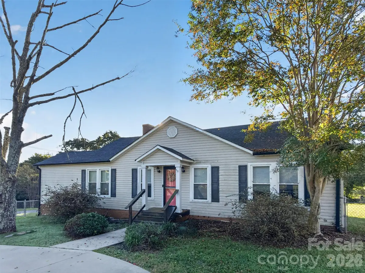 184 Hollis Road, Ellenboro, NC 28040 - #1