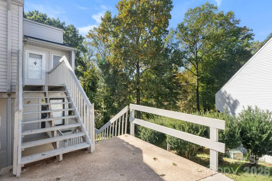 1050 21st Avenue Nw #14, Hickory, NC 28601 - #2