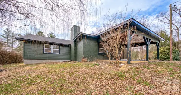 115 Silver Dapple Lane, Hendersonville, NC 28792