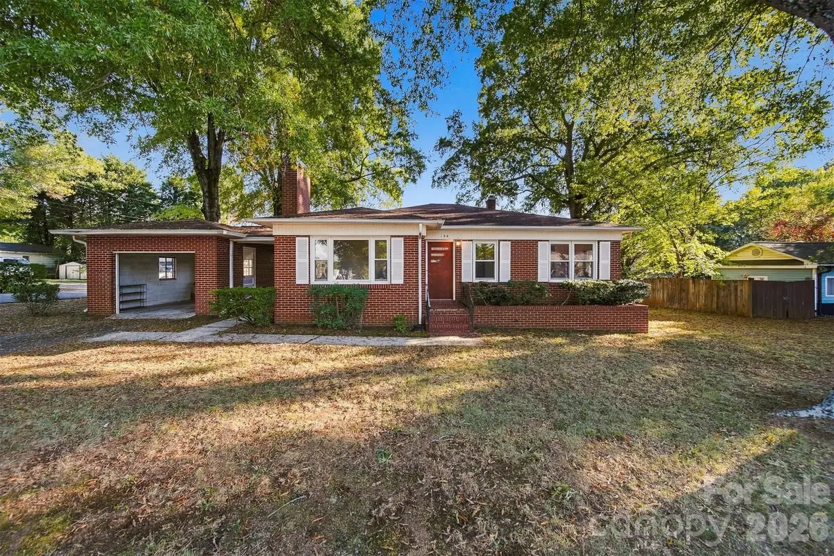 203 W 21st Street, Newton, NC 28658 - #1