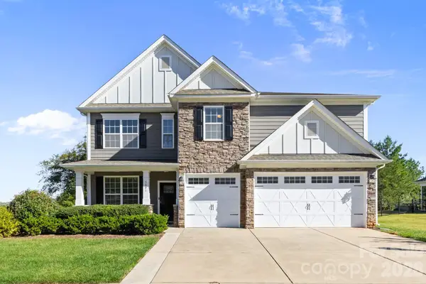 5401 Casper Drive, Charlotte, NC 28214