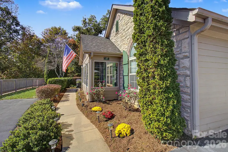 47 Outlook Circle, Swannanoa, NC 28778 - #2