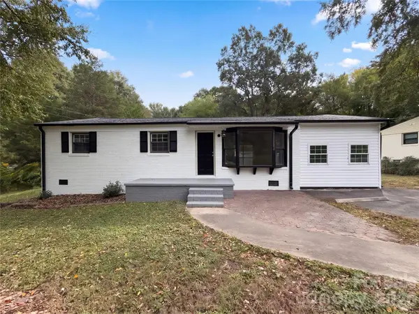 3002 Fallswood Drive, Gastonia, NC 28052