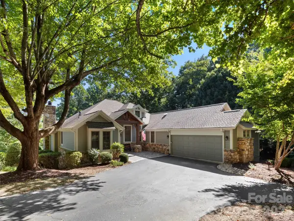 1 Meadow Ridge Lane, Hendersonville, NC 28739