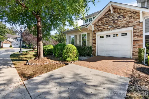 8432 Brookings Drive, Charlotte, NC 28269