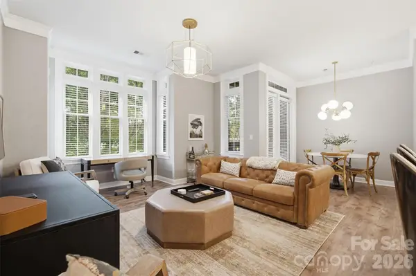 2810 Selwyn Avenue #210, Charlotte, NC 28209