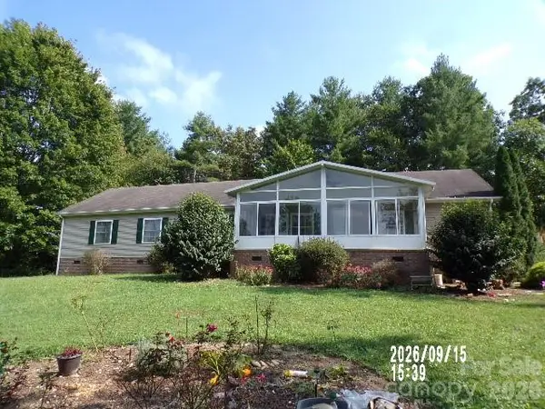 221 Jubilation Drive, Hendersonville, NC 28791