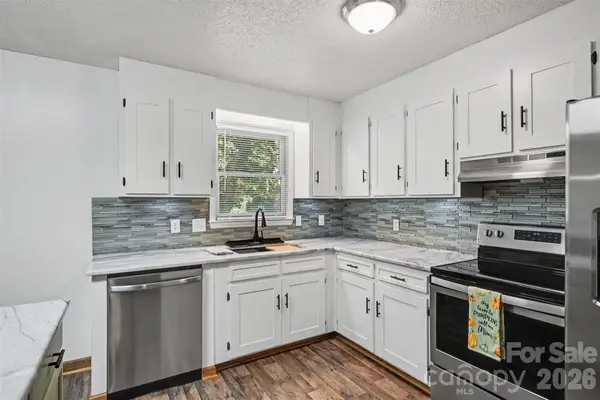 3917 Lake Road, Charlotte, NC 28269