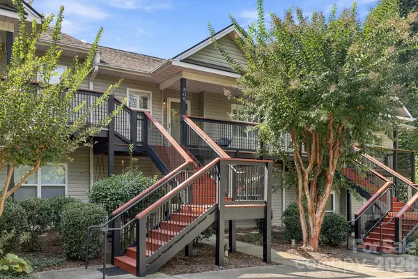 805 Carlyle Way, Asheville, NC 28803