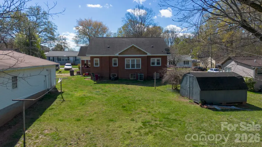 218 W 28th Street, Newton, NC 28658 - #3