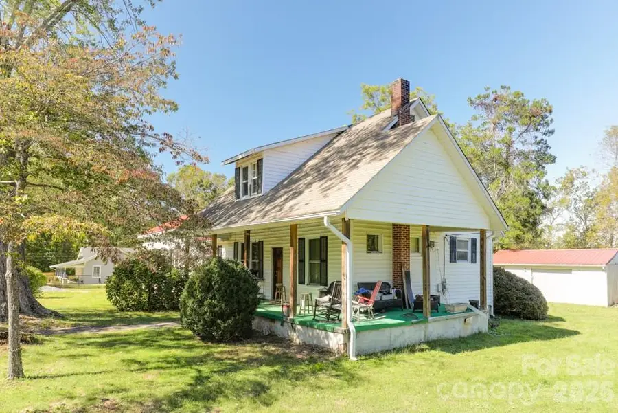 44 B Street, East Flat Rock, NC 28726 - #2