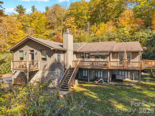 573 Watauga Street, Newland, NC 28657