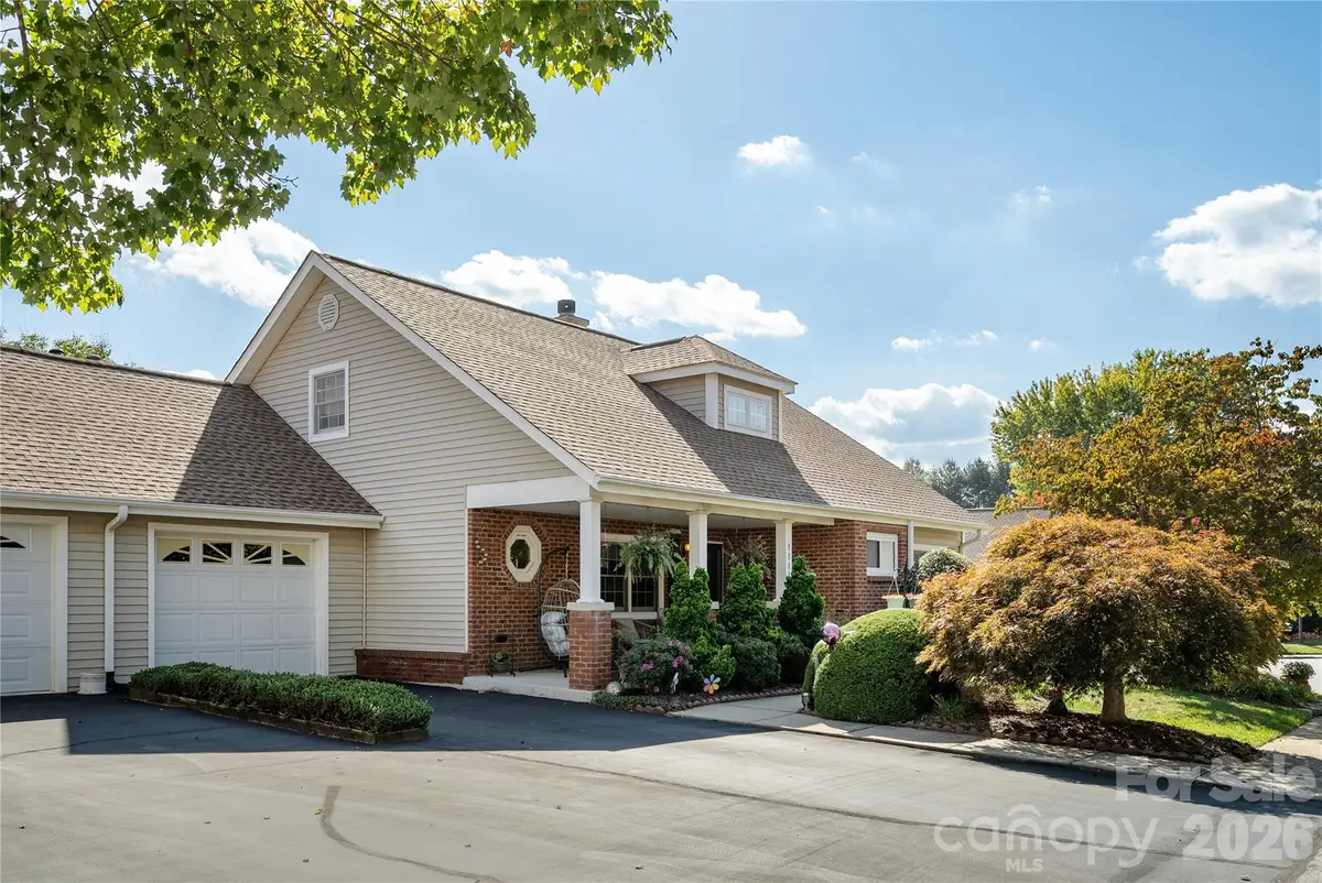 1111 Citation Circle, Hendersonville, NC 28739 - #1
