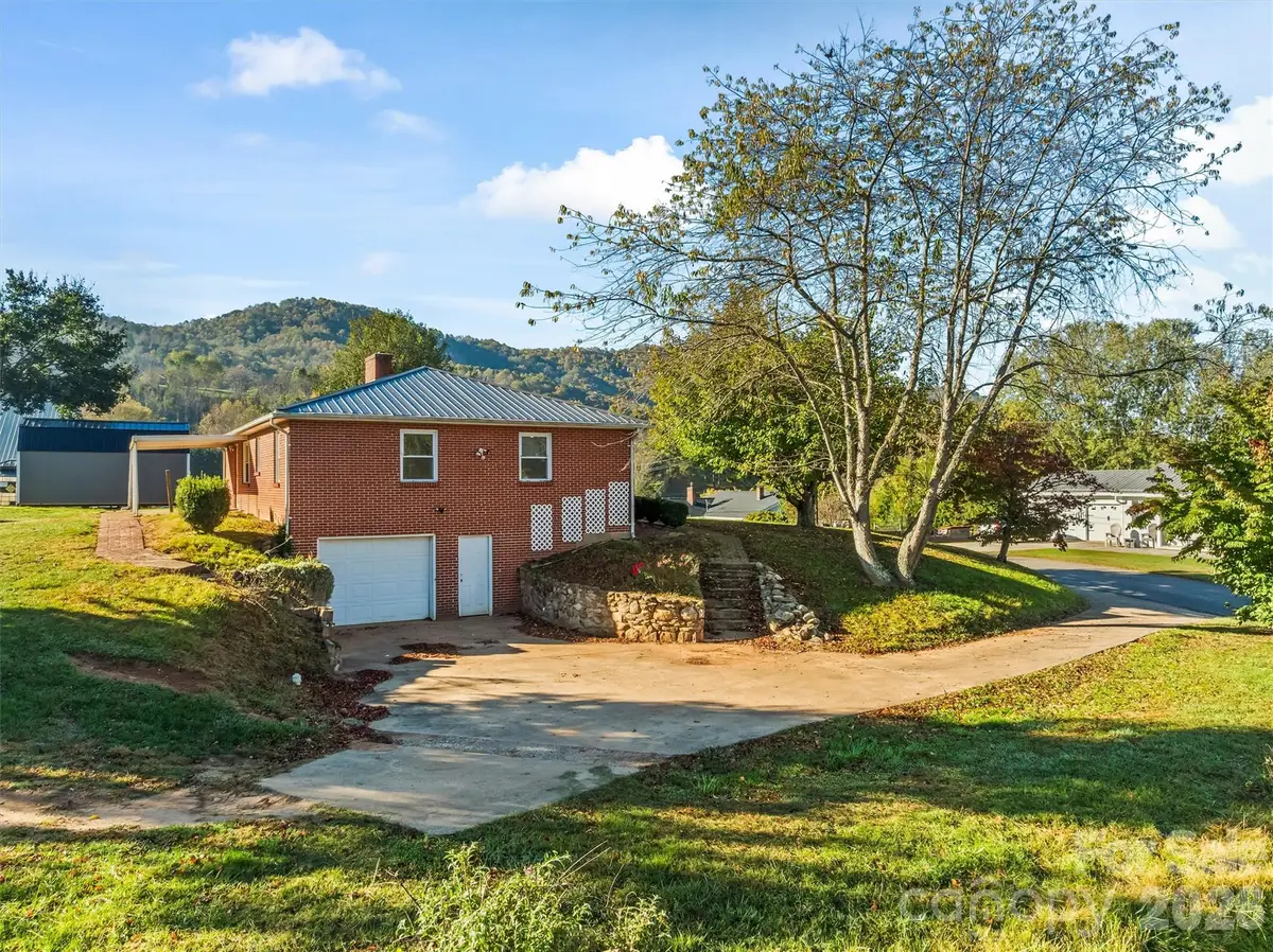108 Morgan Street, Canton, NC 28716 - #1