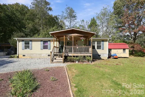 375 Lanning Mill Road, Hendersonville, NC 28792
